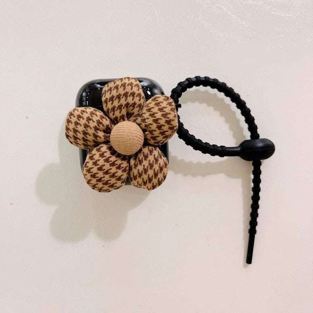 Forget-Me-Not Flower Hand Strap AirPods Pro Case Shock Proof Cover