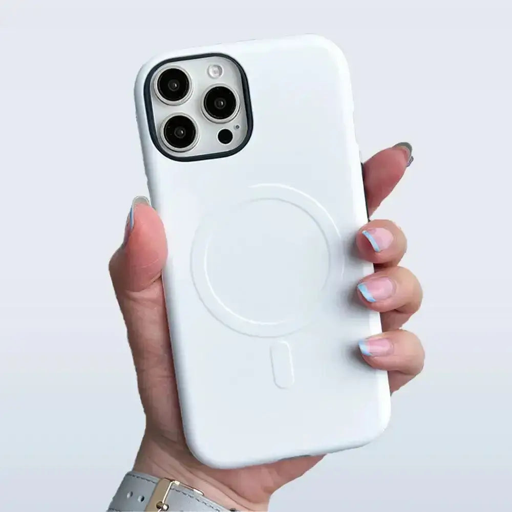 White MagSafe Tough Phone Case (>£200 multi-buy 50% sale)